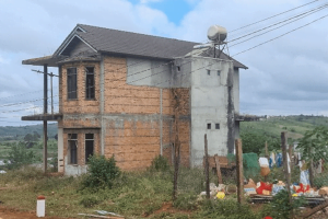 Xã giàu nhất nước, dân làng sắm 300 ô tô chạy chật đường, giờ hoang tàn ảm đạm