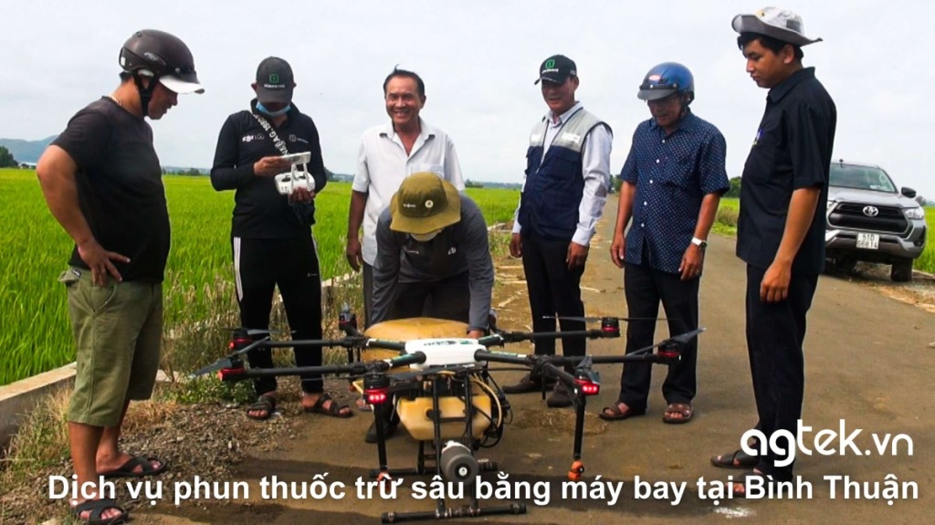 Dịch vụ phun thuốc trừ sâu bằng máy bay tại Bình Thuận