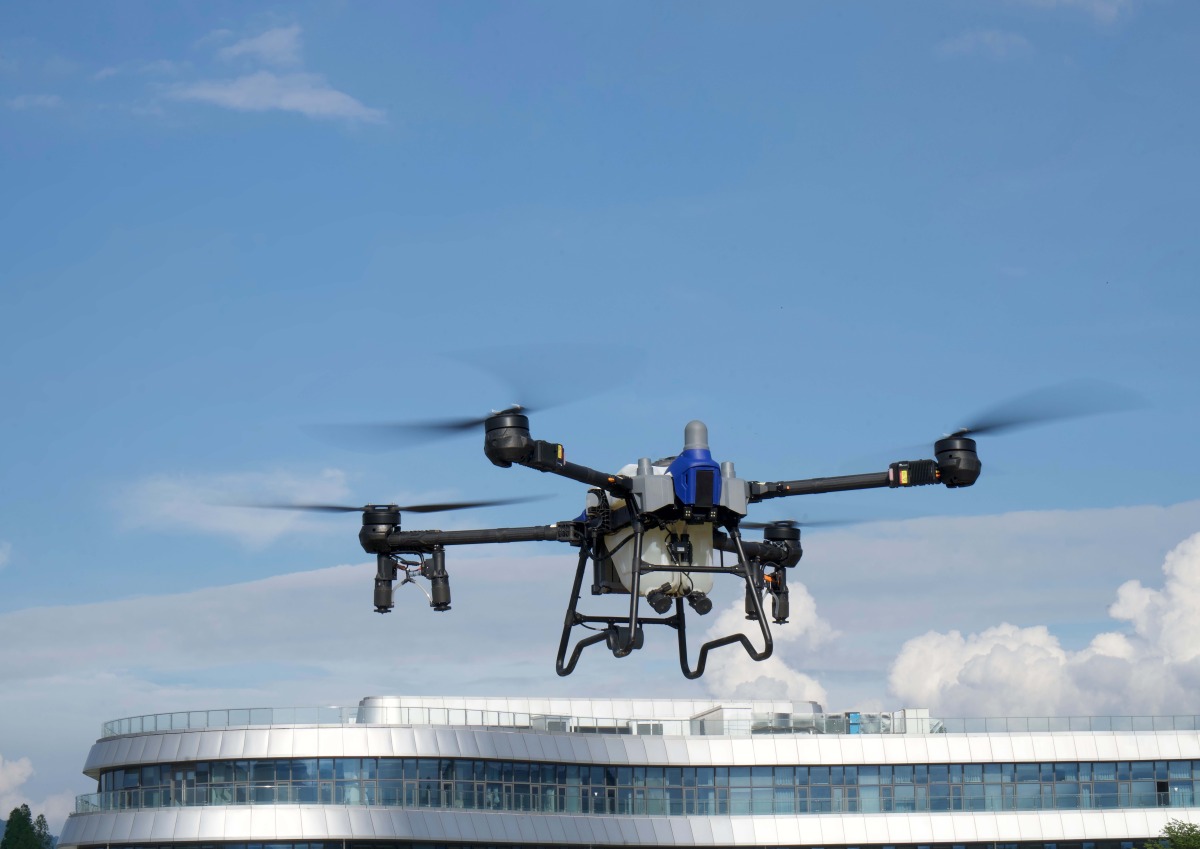Drone phun thuốc