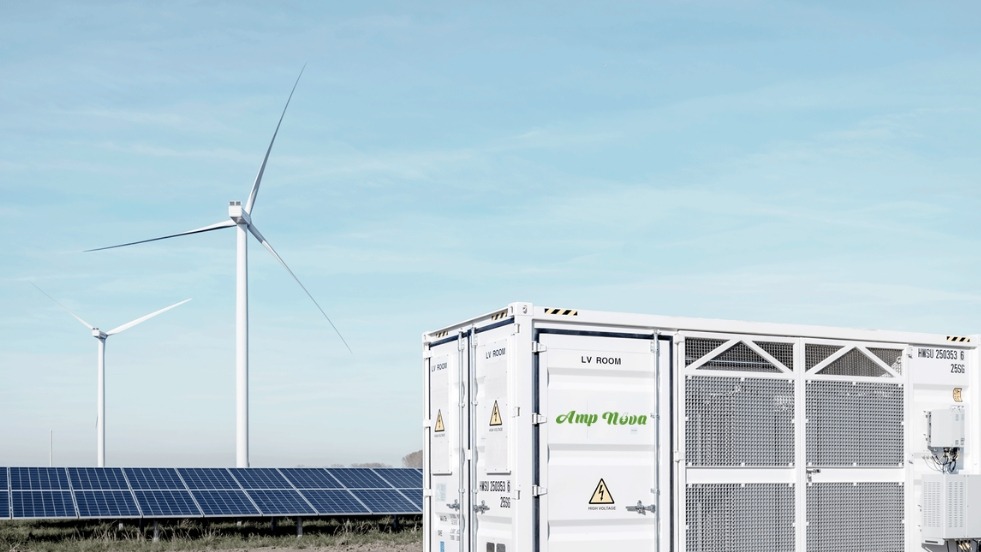 Hướng dẫn bảo trì tủ điện năng lượng mặt trời để tăng tuổi thọ 8 Hướng dẫn bảo trì tủ điện năng lượng mặt trời để tăng tuổi thọ