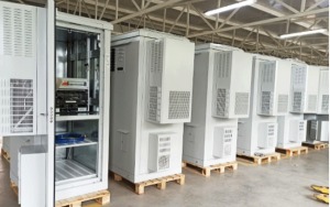 Lợi ích khi sử dụng tủ điện năng lượng mặt trời so với tủ điện truyền thống..