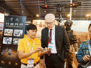 Chân dung Tiến sĩ Lương Việt Quốc đã bán thành công Drone Hera cho Bộ Quốc phòng Mỹ