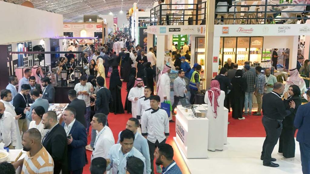 Tưới nước cho cây bí đỏ - bạn đã tưới đúng cách chưa? 14 HOST-Arabia-2026